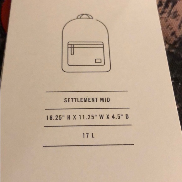 Herschel book bag - Picture 4 of 4